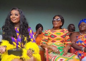 VIDEO:Jackie Appiah Receives a Royal Welcome In Her Hometown