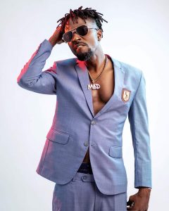 Legend Ghanaian Rapper, Kwaw Kwese has taken to his social media page to lament over the unpayable Ghanaian music industry