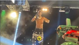 FreedomWaveConcert22: Shatta Wale Wept Profusely After Filling The Accra Sports Stadium in 12 Days [VIDEO]