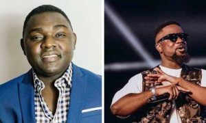 Kelvin Taylor Smokes Sarkodie Out After "LandLord"Diss